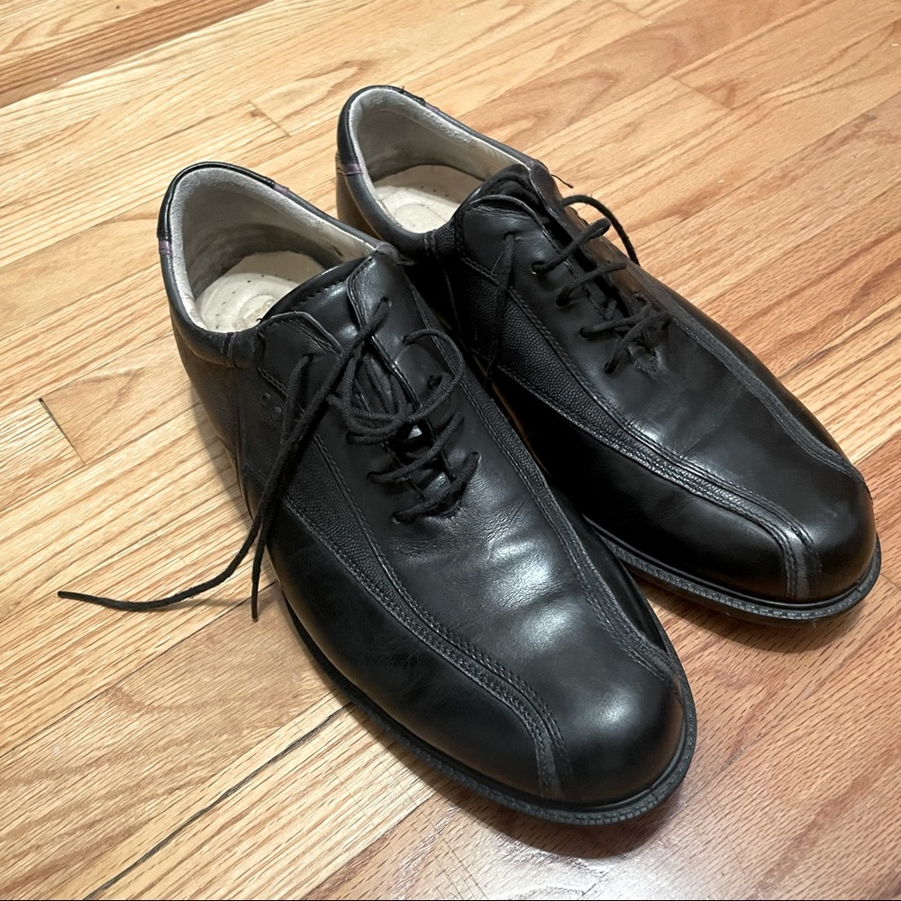 ECCO
ECCO Men's Classic Hydromax Shoes Black Size 45